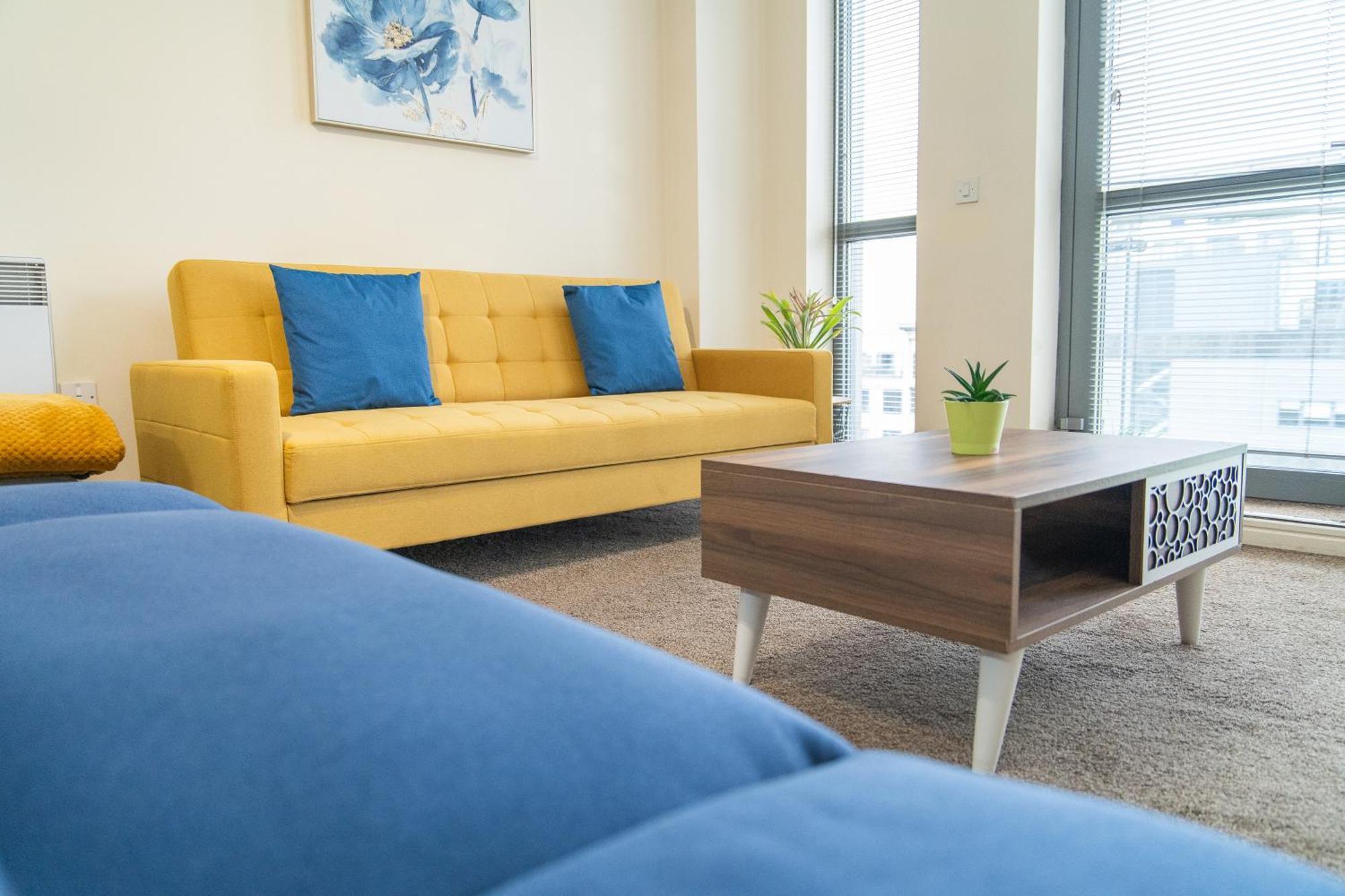 Stay In Our Stylish Flat! & Secure Building & Sleeps Up To 4 Birmingham Exterior photo